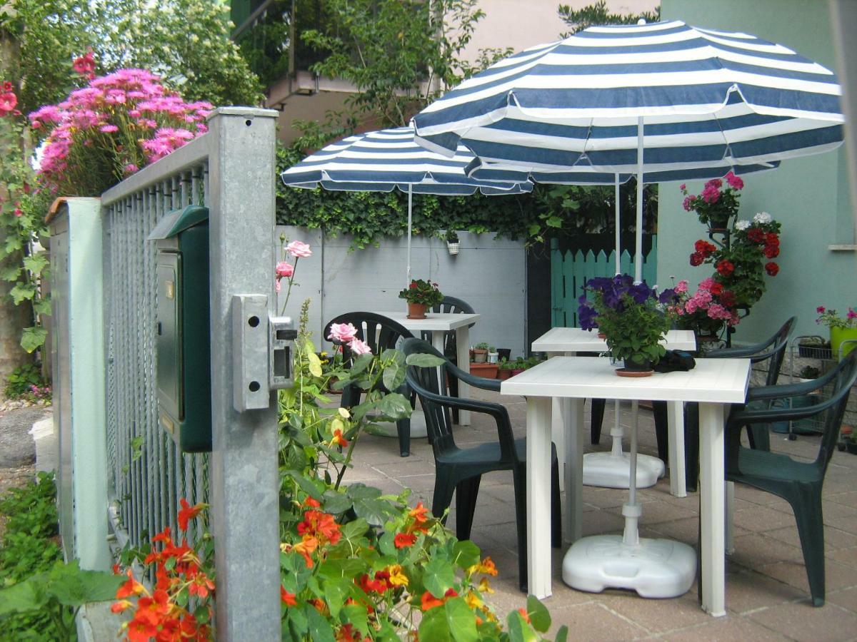 Sirenapop Concept B&B Rivazzurra Di Rimini Ngoại thất bức ảnh